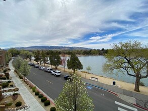 2490 Eastshore Pl in Reno, NV - Building Photo - Building Photo