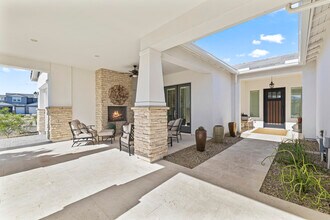 10921 N Blakely St in Surprise, AZ - Foto de edificio - Building Photo