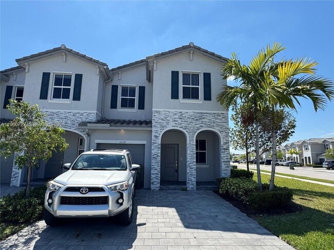 property at 1110 SE 27th Terrace