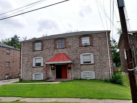 1704 Lafayette Dr in Louisville, KY - Building Photo