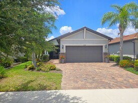 13858 Campoleone St in Venice, FL - Building Photo