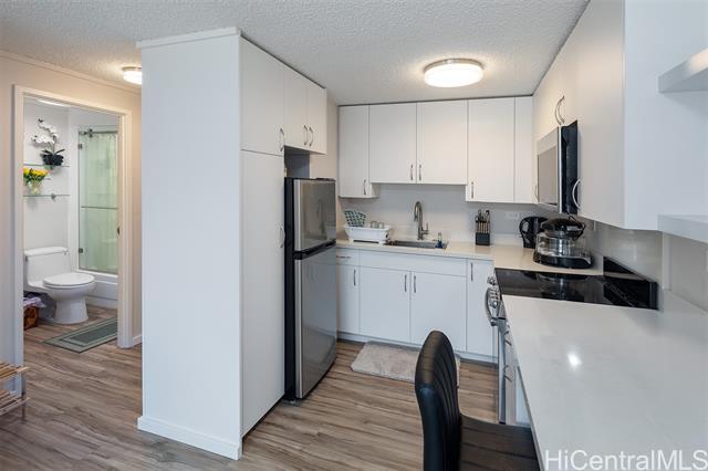 1503 Liholiho St in Honolulu, HI - Building Photo