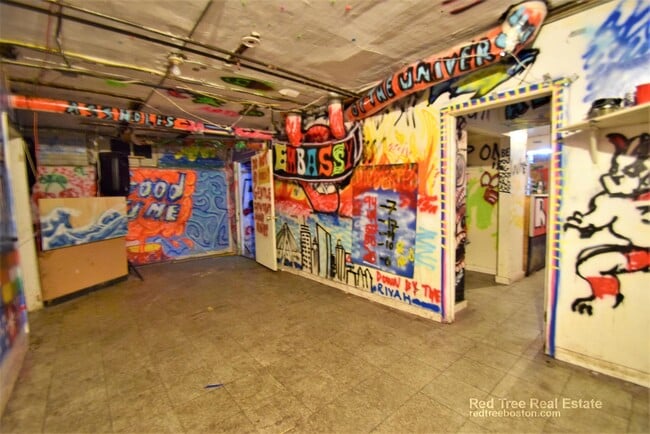 20 Wadsworth St, Unit 1 in Boston, MA - Foto de edificio - Building Photo