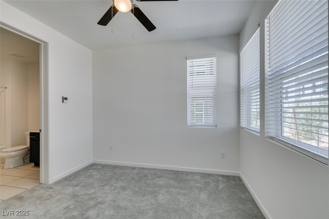 3336 Birdseye Maple Ave in Henderson, NV - Foto de edificio - Building Photo