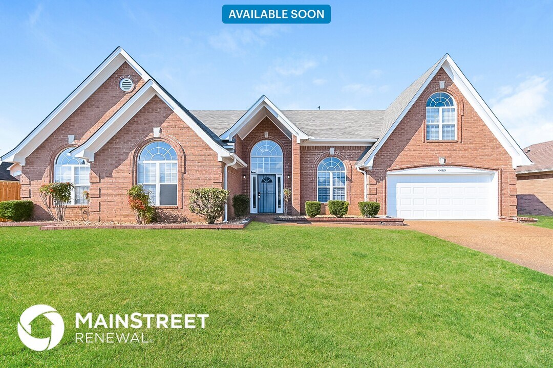 4489 Poppenheimer Way in Memphis, TN - Building Photo