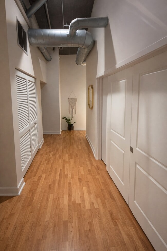 3963 W Belmont Ave in Chicago, IL - Building Photo - Building Photo