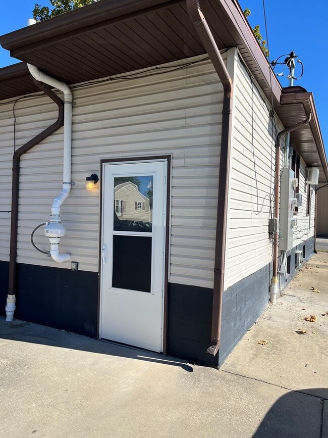 property at 111 S Shamrock St