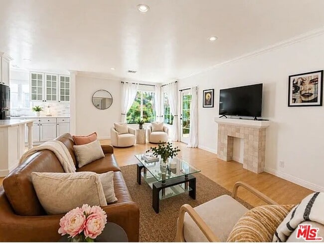 property at 1033 20th St