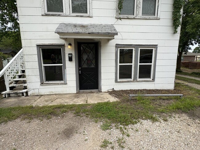 property at 315 S Stonewall Ave