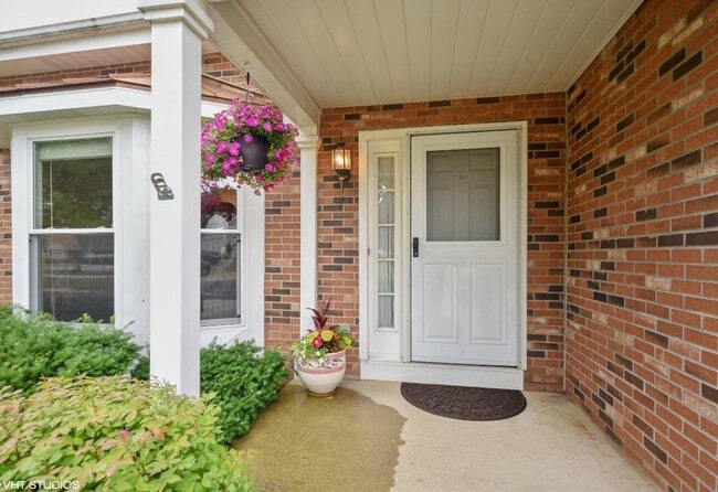 1384 Marble Hill Dr in Lake Zurich, IL - Building Photo - Building Photo