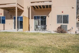 2220 E La Salle St, Unit 102 in Colorado Springs, CO - Foto de edificio - Building Photo