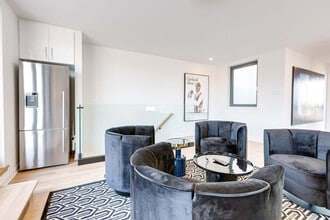 403 Avenue du Mont-Royal O in Montréal, QC - Building Photo - Building Photo