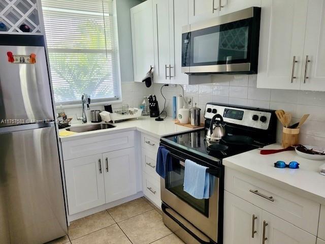 1801 S Treasure Dr in North Bay Village, FL - Building Photo - Building Photo