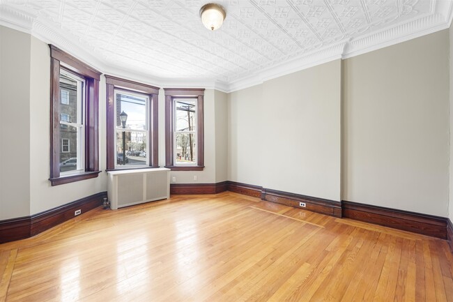 2128 New York Ave in Union City, NJ - Building Photo - Building Photo