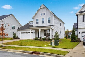 605 Ressler St in Holly Springs, NC - Building Photo - Building Photo