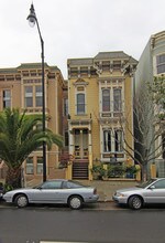 987-993 Dolores St in San Francisco, CA - Building Photo - Building Photo