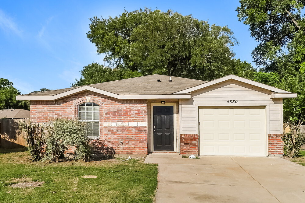 4830 Jesus Maria Ct in Dallas, TX - Building Photo