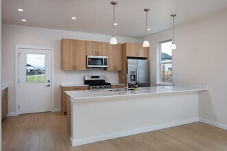 608 Companion Wy in Belgrade, MT - Building Photo - Building Photo