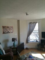 7 Mt Hood Rd, Unit 3 in Boston, MA - Building Photo