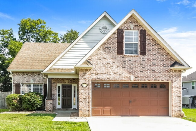 2213 Strickland Dr
