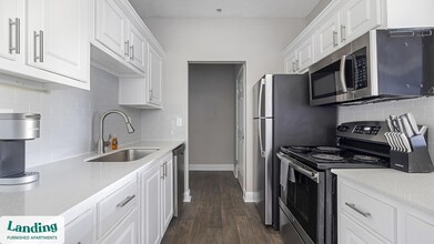 100 Crossing Blvd in Mcdonough, GA - Foto de edificio - Building Photo