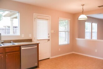 3632 Double Diamond in Selma, TX - Building Photo - Building Photo