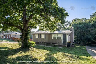 4809 Farley Ave in Kansas City, MO - Building Photo - Building Photo