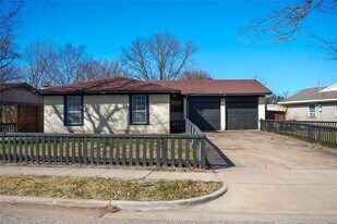 2707 Judy Dr in Mesquite, TX - Building Photo