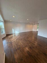 2936 Aldersgate Rd in Medford, OR - Building Photo - Building Photo
