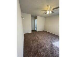 5147 W Wathen Ave in Fresno, CA - Building Photo - Building Photo