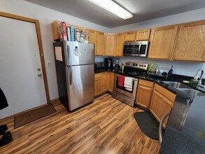818 Brown St in Ann Arbor, MI - Foto de edificio - Building Photo