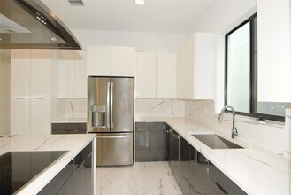 1435 SW 23rd St in Fort Lauderdale, FL - Building Photo - Building Photo