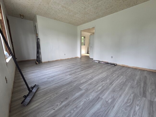 431 W Pierce Ave, Unit Lower