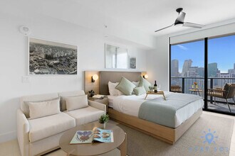 601 NE 1st Ave in Miami, FL - Building Photo - Building Photo