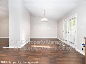 111 Neal Ave in Stockbridge, GA - Building Photo - Building Photo