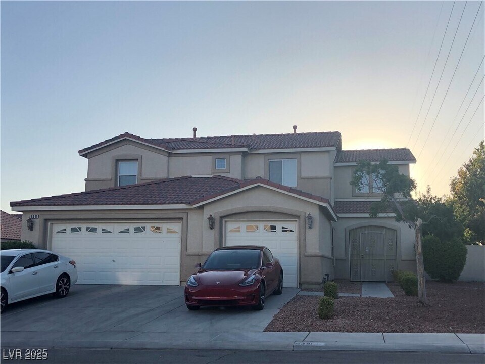 6341 Giant Oak St in North Las Vegas, NV - Building Photo