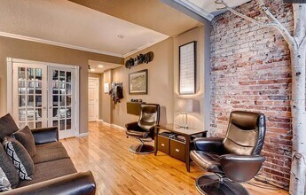 1425 N Washington St, Unit 101 in Denver, CO - Foto de edificio - Building Photo