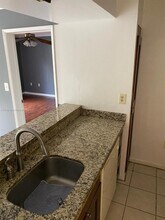 6955 NW 186th St in Hialeah, FL - Building Photo - Building Photo