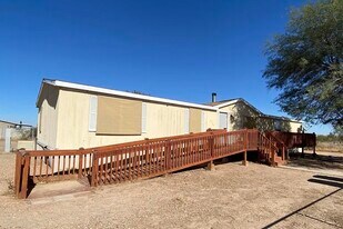 4350 W Hammon Dr in Eloy, AZ - Building Photo