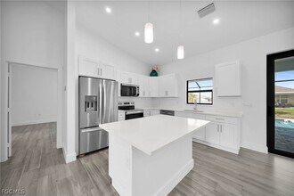 1436 NW 31st Ave in Cape Coral, FL - Building Photo - Building Photo