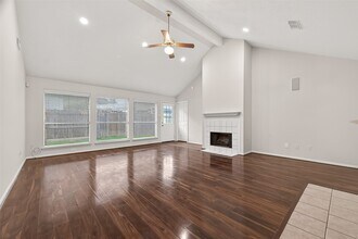 2002 Foundary Dr in Katy, TX - Building Photo - Building Photo