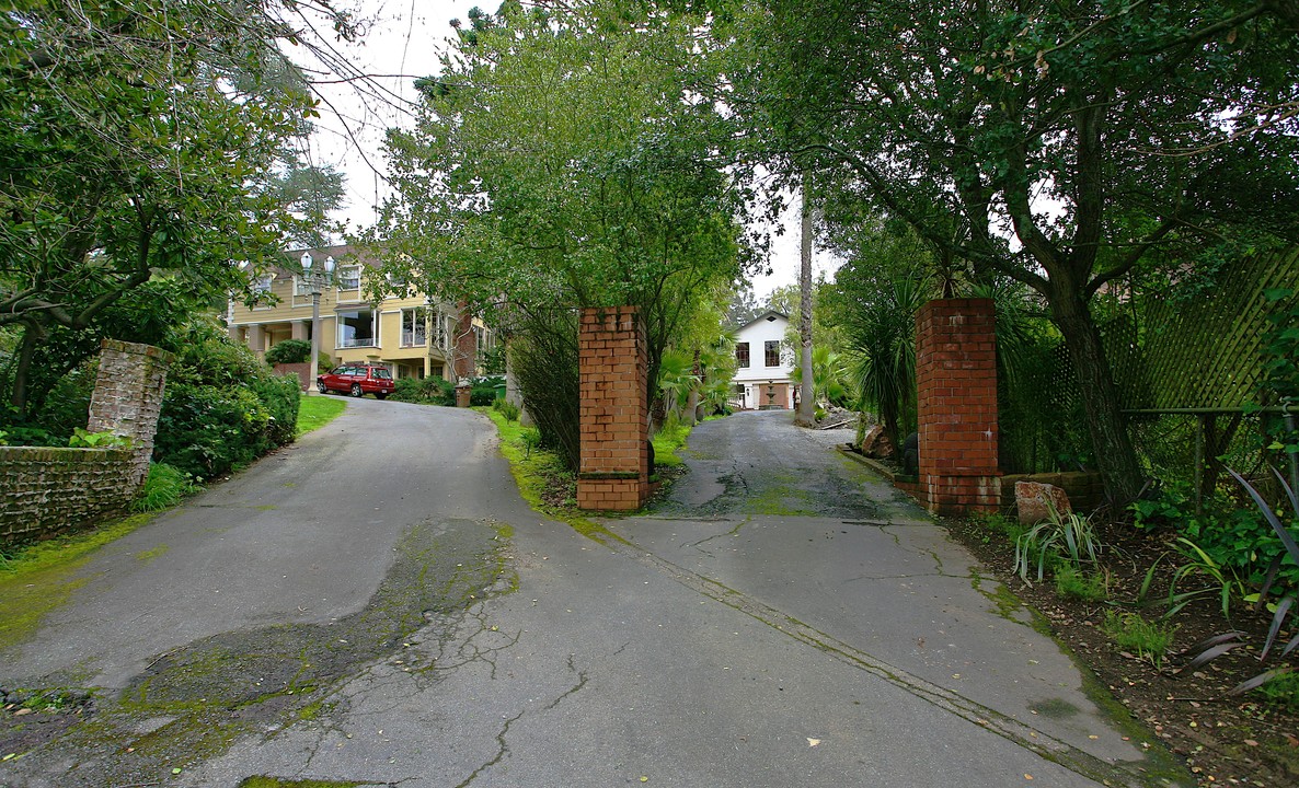 164 Palm in San Rafael, CA - Foto de edificio