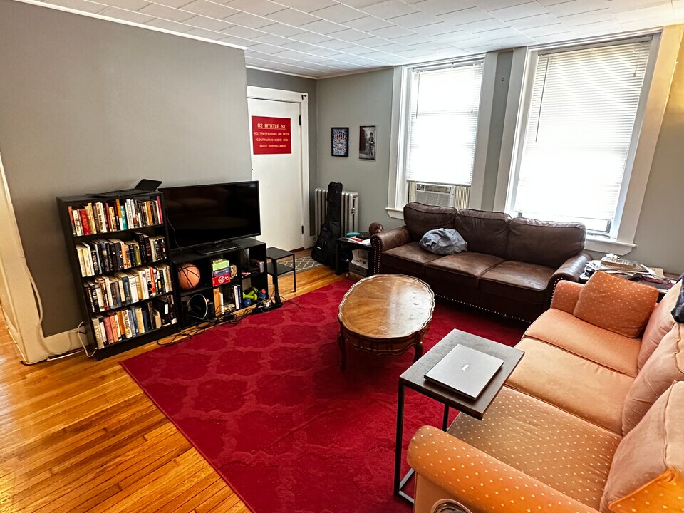 11 Gorham St, Unit 12 in Boston, MA - Building Photo