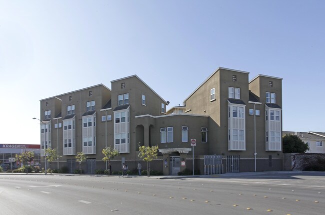 Via Del Mar in Watsonville, CA - Foto de edificio - Building Photo
