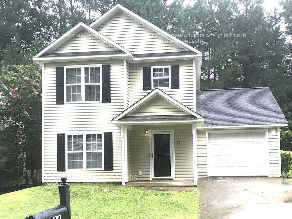 74 Randolph Dr in Clayton, NC - Building Photo