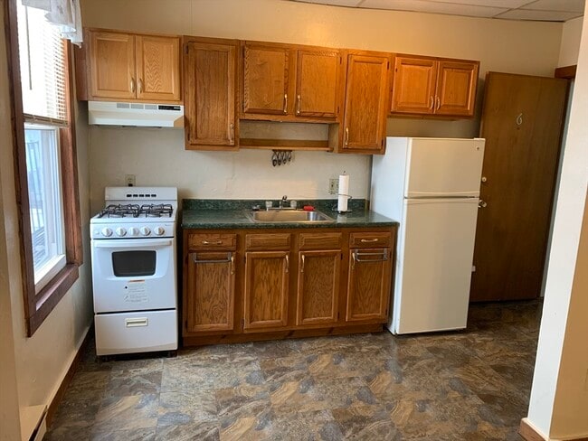 property at 29 Commercial St