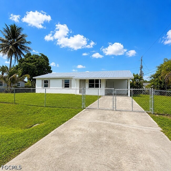 property at 3982 Wheaton Ct