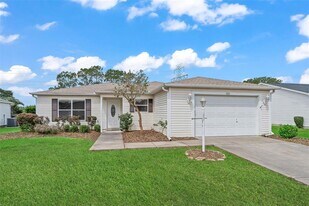 722 Camino Del Rey Dr in Lady Lake, FL - Building Photo