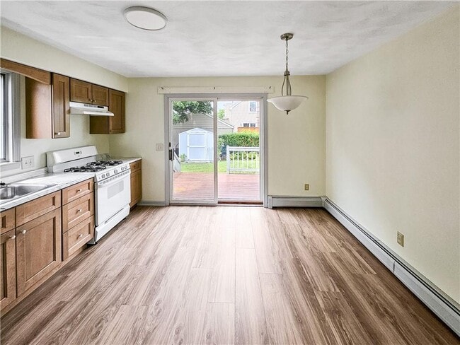 property at 17 Public St