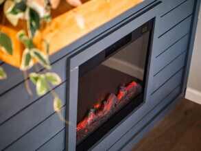 4861 Pineview Dr in Vermilion, OH - Building Photo - Building Photo